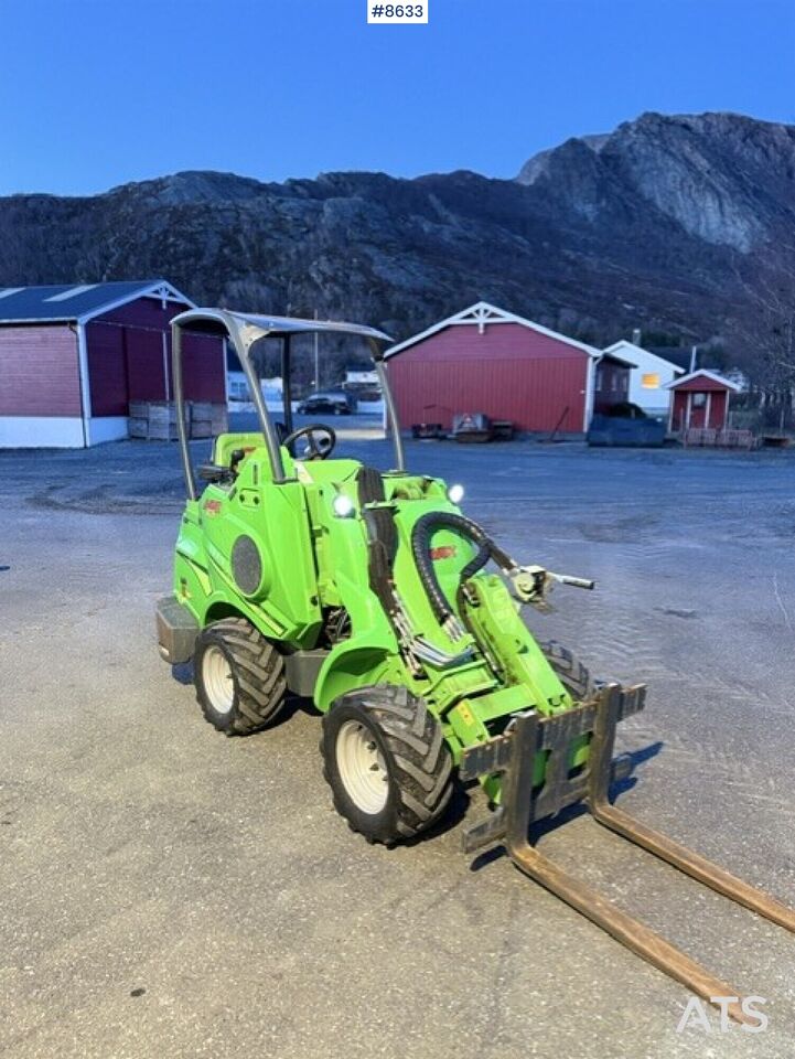 Avant R28 mini loader - well maintained - only approx. 1154 hours - Pemuat ringkas: gambar 1 Avant R28 mini loader - well maintained - only approx. 1154 hours - Pemuat ringkas: gambar 1