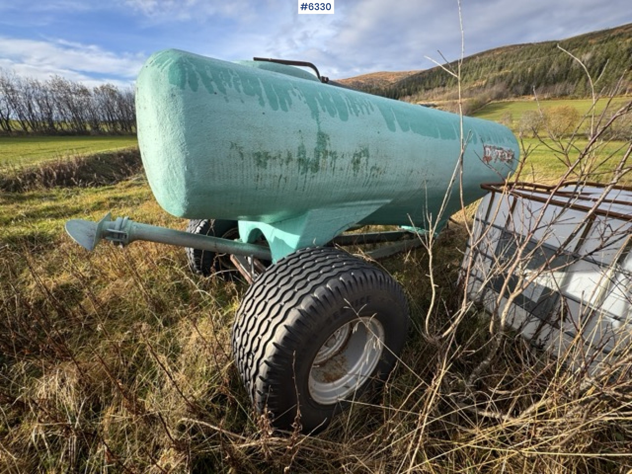 Doff X 3,500-liter manure spreader - Kapal tanker bubur: gambar 1 Doff X 3,500-liter manure spreader - Kapal tanker bubur: gambar 1