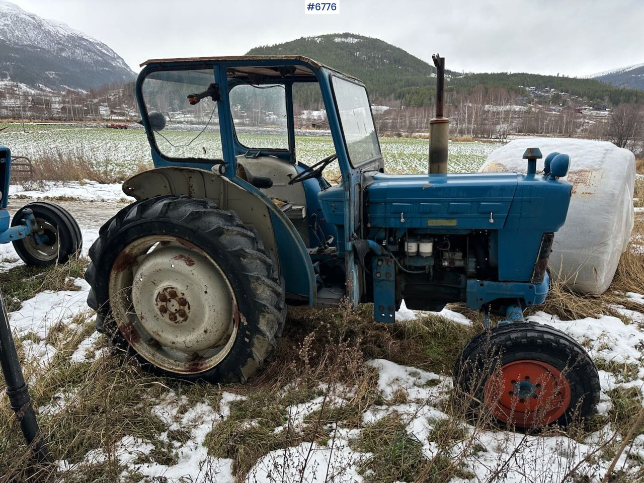 Ford 4600 Tractor. - Traktor: gambar 1 Ford 4600 Tractor. - Traktor: gambar 1
