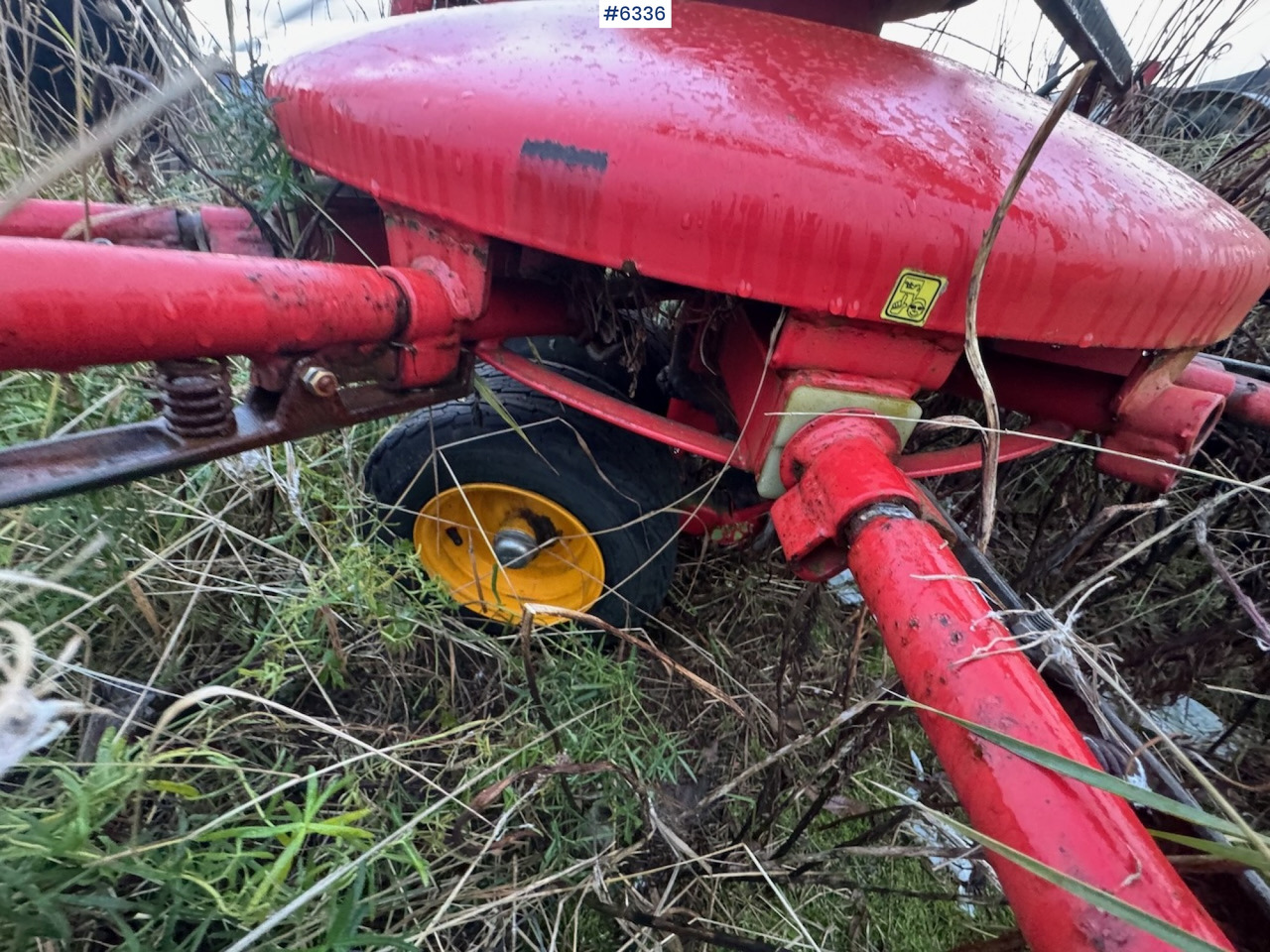 Peralatan untuk pembuatan jerami Fransgård TI-6000 combi rake: gambar 11