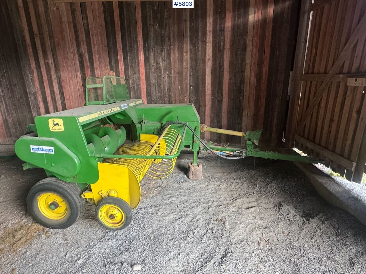 John Deere 342 - Peralatan untuk pembuatan jerami: gambar 3 John Deere 342 - Peralatan untuk pembuatan jerami: gambar 3