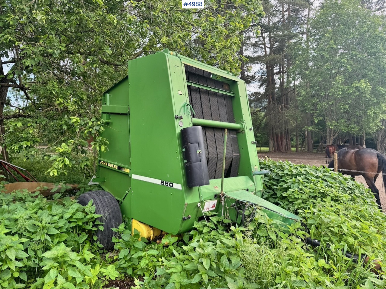 John Deere 550 Round baler with control box - Peralatan untuk pembuatan jerami: gambar 1 John Deere 550 Round baler with control box - Peralatan untuk pembuatan jerami: gambar 1