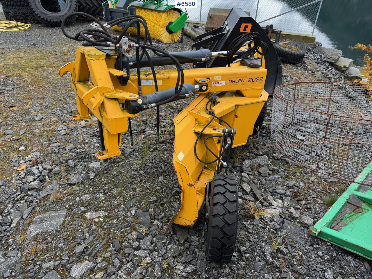 2012 Dalen 2022 Plow. - Kendaraan Kota/ Khusus: gambar 3 2012 Dalen 2022 Plow. - Kendaraan Kota/ Khusus: gambar 3