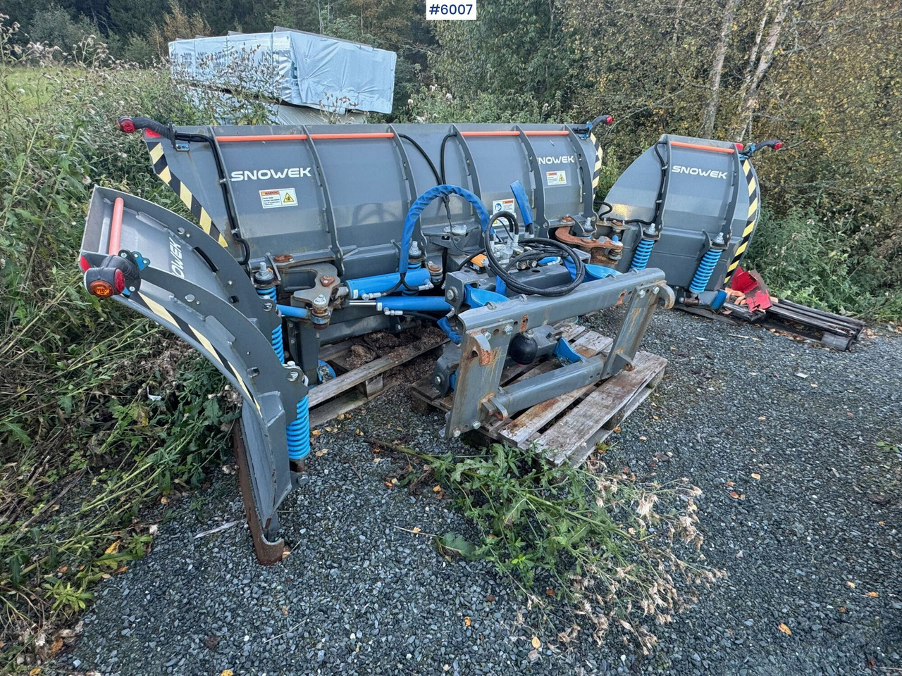 2021 Snowek U420 U-plog - Kendaraan Kota/ Khusus: gambar 1 2021 Snowek U420 U-plog - Kendaraan Kota/ Khusus: gambar 1