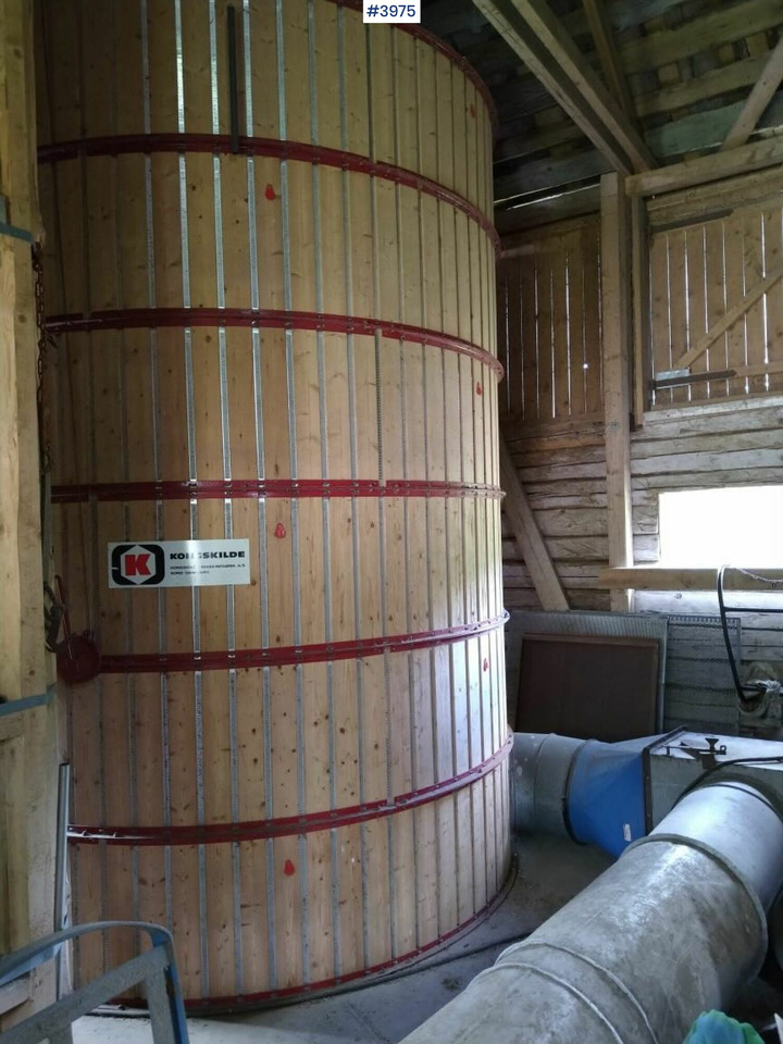 Kongskilde Dry storage silo w/ fan. - Peralatan untuk pembuatan jerami: gambar 1 Kongskilde Dry storage silo w/ fan. - Peralatan untuk pembuatan jerami: gambar 1