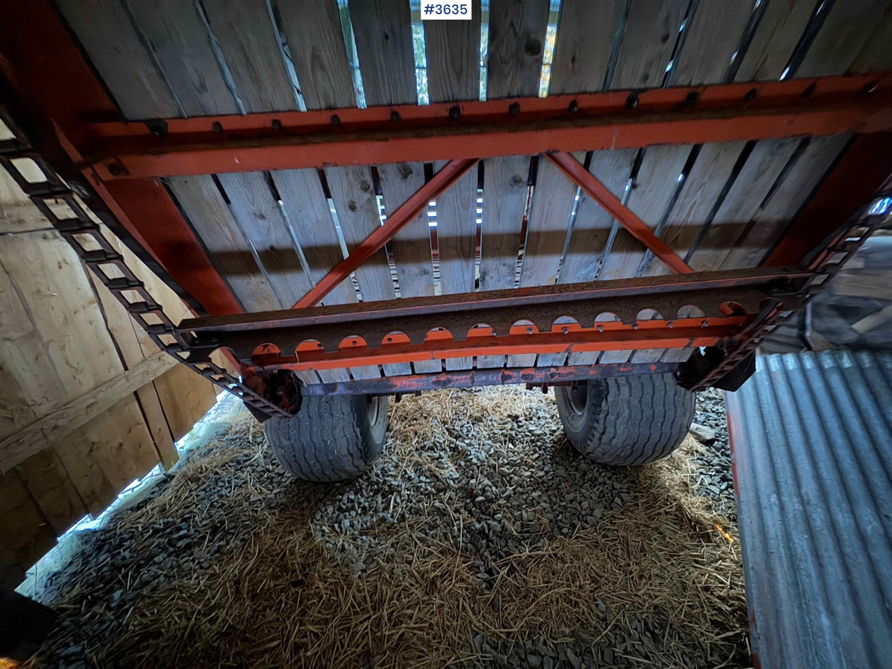 Peralatan untuk pembuatan jerami Kverneland UN7000 unloading trailer: gambar 7