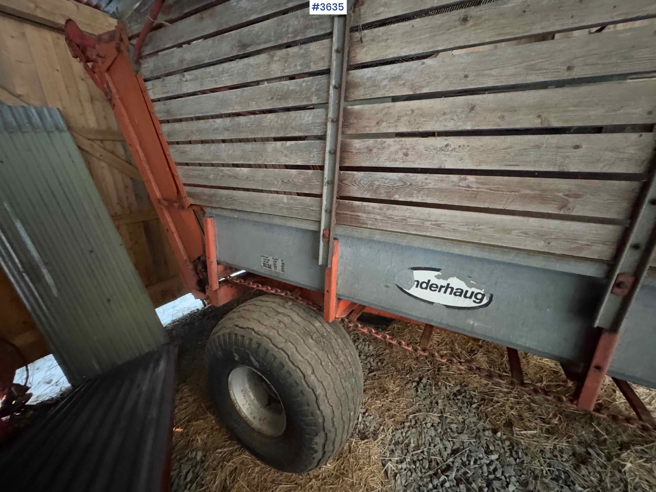 Peralatan untuk pembuatan jerami Kverneland UN7000 unloading trailer: gambar 8