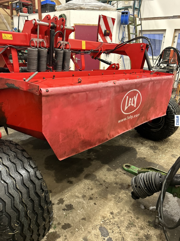 Lely 320 PC Mower - Peralatan untuk pembuatan jerami: gambar 3 Lely 320 PC Mower - Peralatan untuk pembuatan jerami: gambar 3