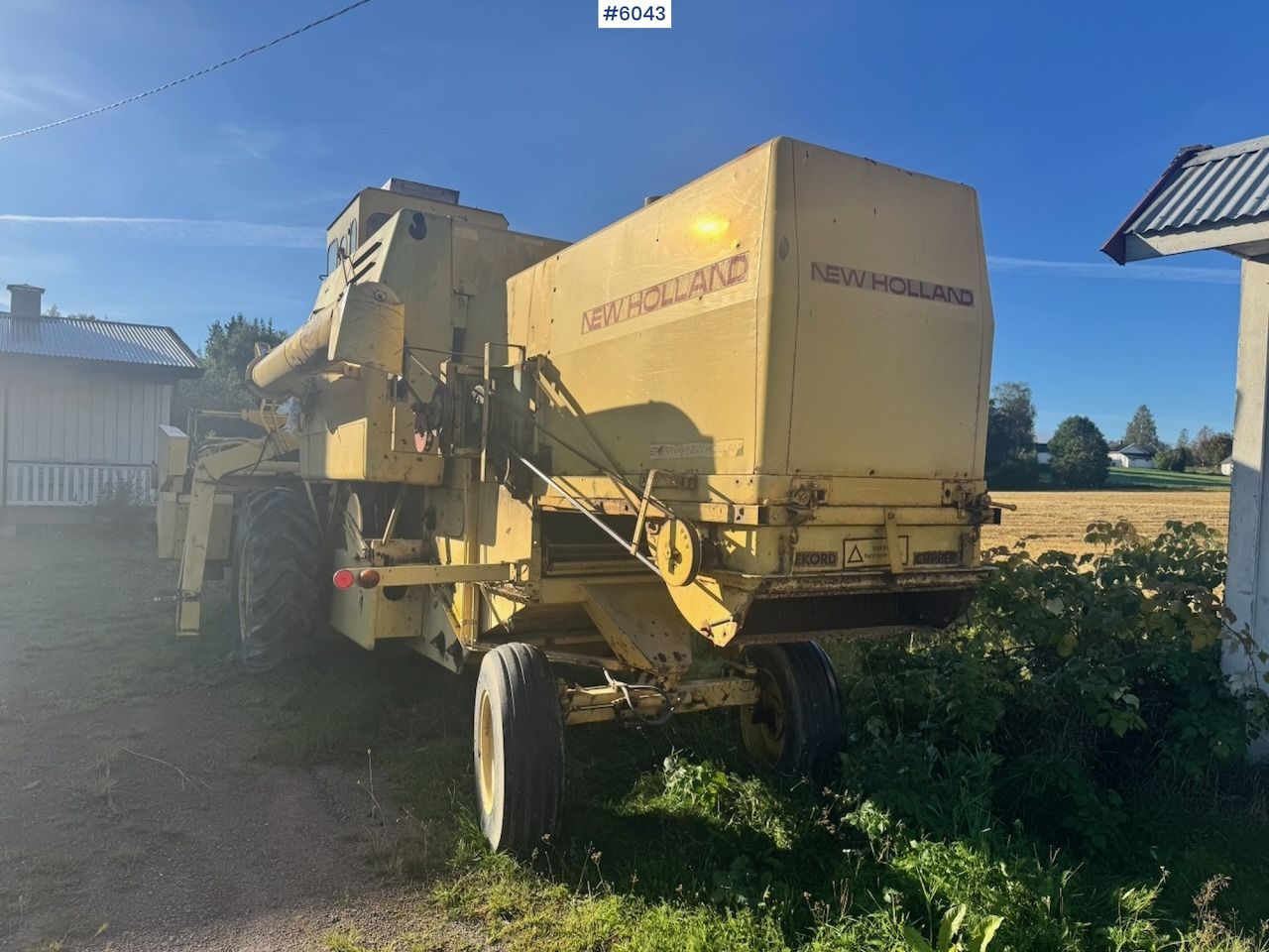 New Holland Clayson 1530 - Pemanen gabungan: gambar 5 New Holland Clayson 1530 - Pemanen gabungan: gambar 5