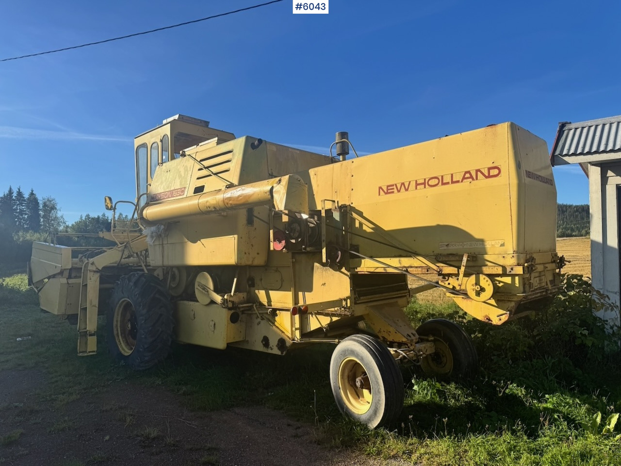 New Holland Clayson 1530 - Pemanen gabungan: gambar 4 New Holland Clayson 1530 - Pemanen gabungan: gambar 4