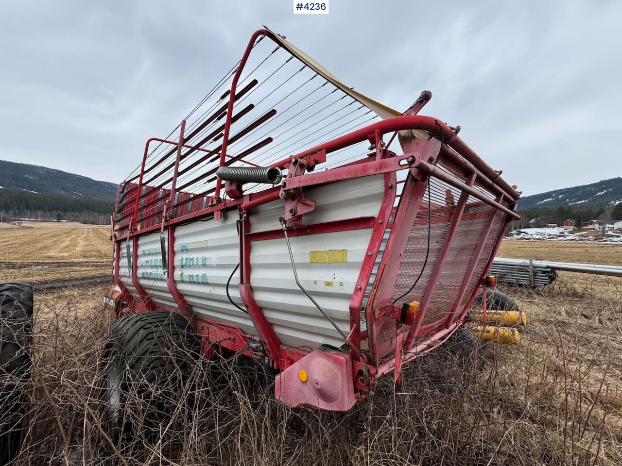 Pottinger 514 MUE Forage wagon - Peralatan untuk pembuatan jerami: gambar 2 Pottinger 514 MUE Forage wagon - Peralatan untuk pembuatan jerami: gambar 2
