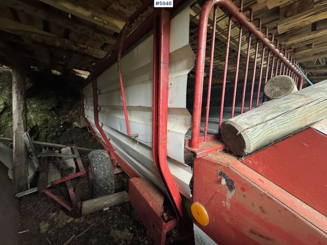 Pöttinger forage wagon - Peralatan untuk pembuatan jerami: gambar 5 Pöttinger forage wagon - Peralatan untuk pembuatan jerami: gambar 5