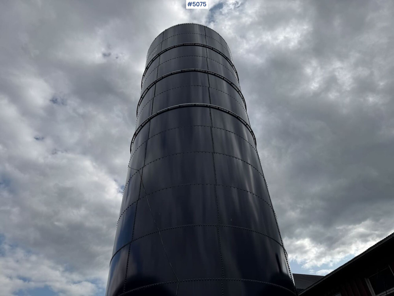 Silo with Filling Auger and Fan - Peralatan ternak: gambar 4 Silo with Filling Auger and Fan - Peralatan ternak: gambar 4