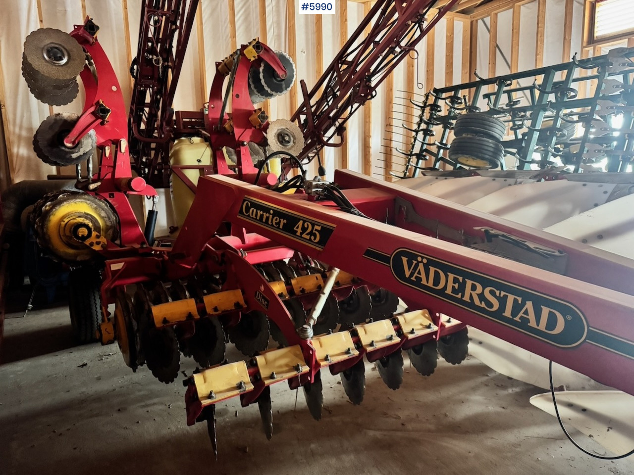Vaderstad Carrier 425 - Mesin pengolahan tanah: gambar 1 Vaderstad Carrier 425 - Mesin pengolahan tanah: gambar 1