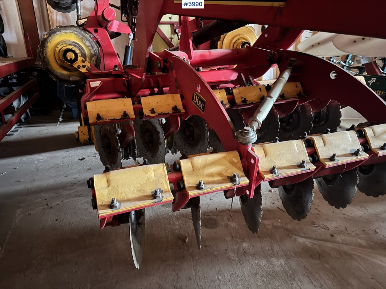 Vaderstad Carrier 425 - Mesin pengolahan tanah: gambar 3 Vaderstad Carrier 425 - Mesin pengolahan tanah: gambar 3
