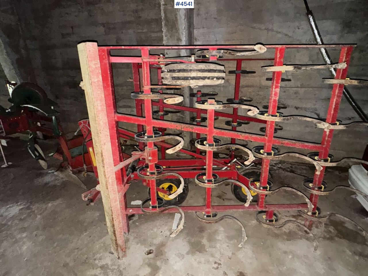 Väderstad Harrow - Mesin pengolahan tanah: gambar 3 Väderstad Harrow - Mesin pengolahan tanah: gambar 3