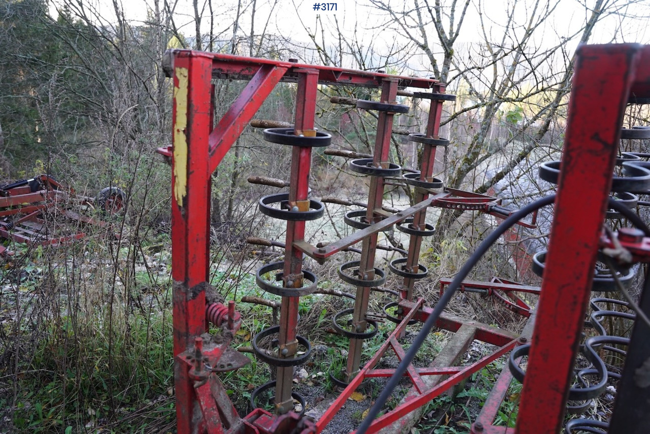 Väderstad harrow 3,4 M - Mesin pengolahan tanah: gambar 5 Väderstad harrow 3,4 M - Mesin pengolahan tanah: gambar 5