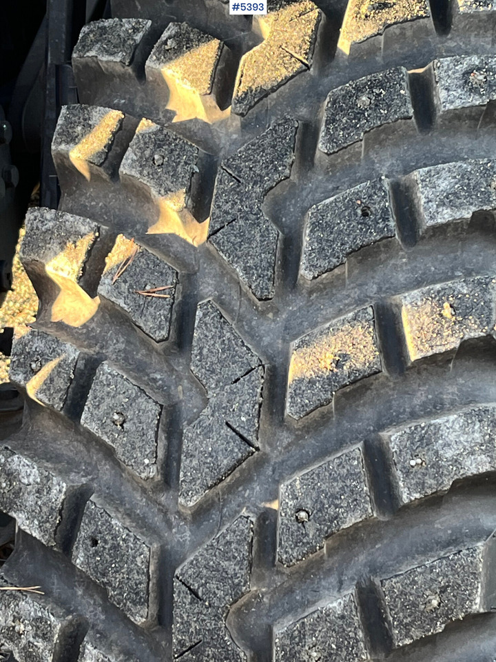 Traktor Valtra T 174 E Twintrac Tractor: gambar 20 Traktor Valtra T 174 E Twintrac Tractor: gambar 20