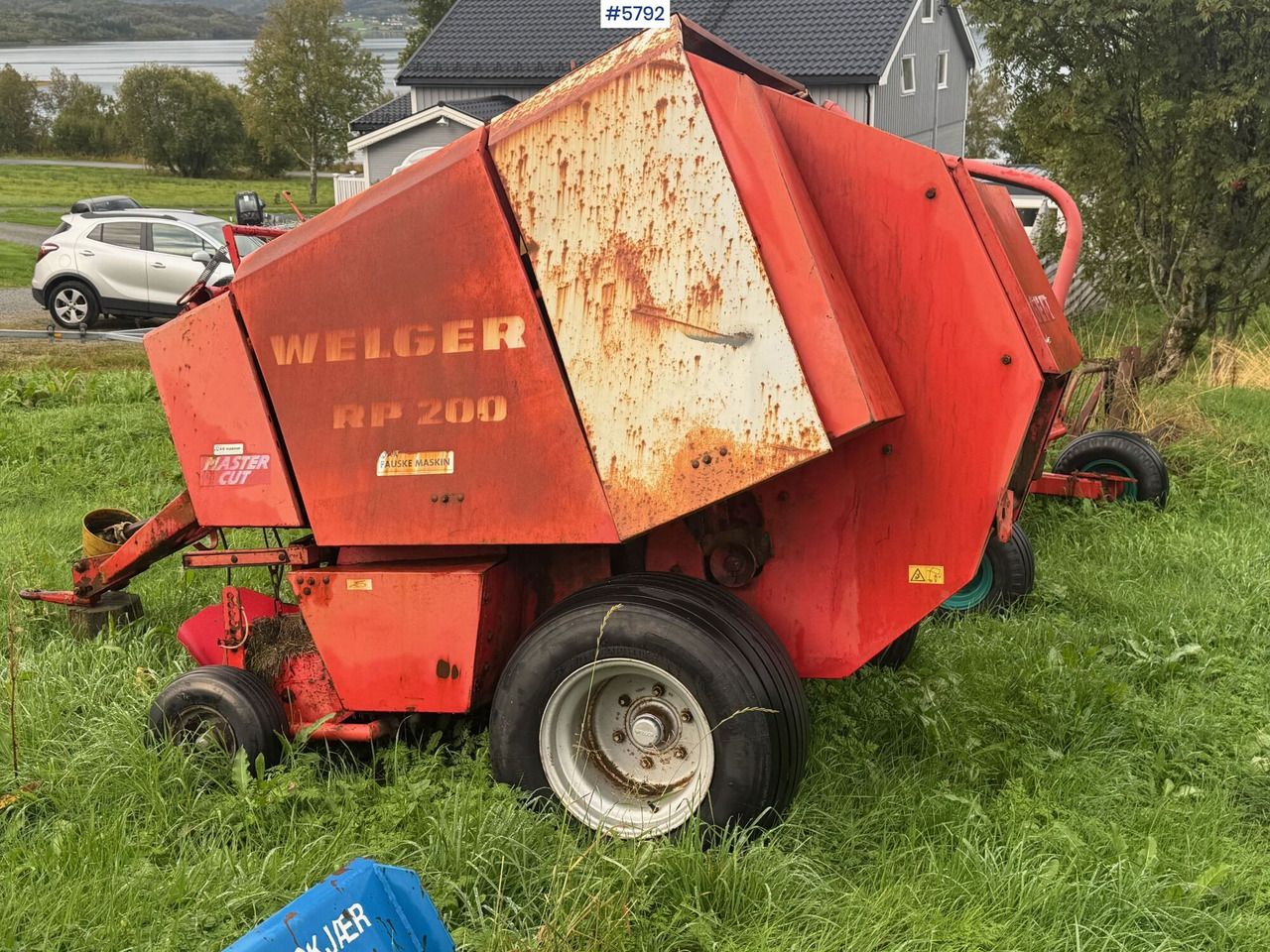 Peralatan untuk pembuatan jerami Welger RP 200 Mastercut round baler. Partially repaired object.: gambar 12 Peralatan untuk pembuatan jerami Welger RP 200 Mastercut round baler. Partially repaired object.: gambar 12