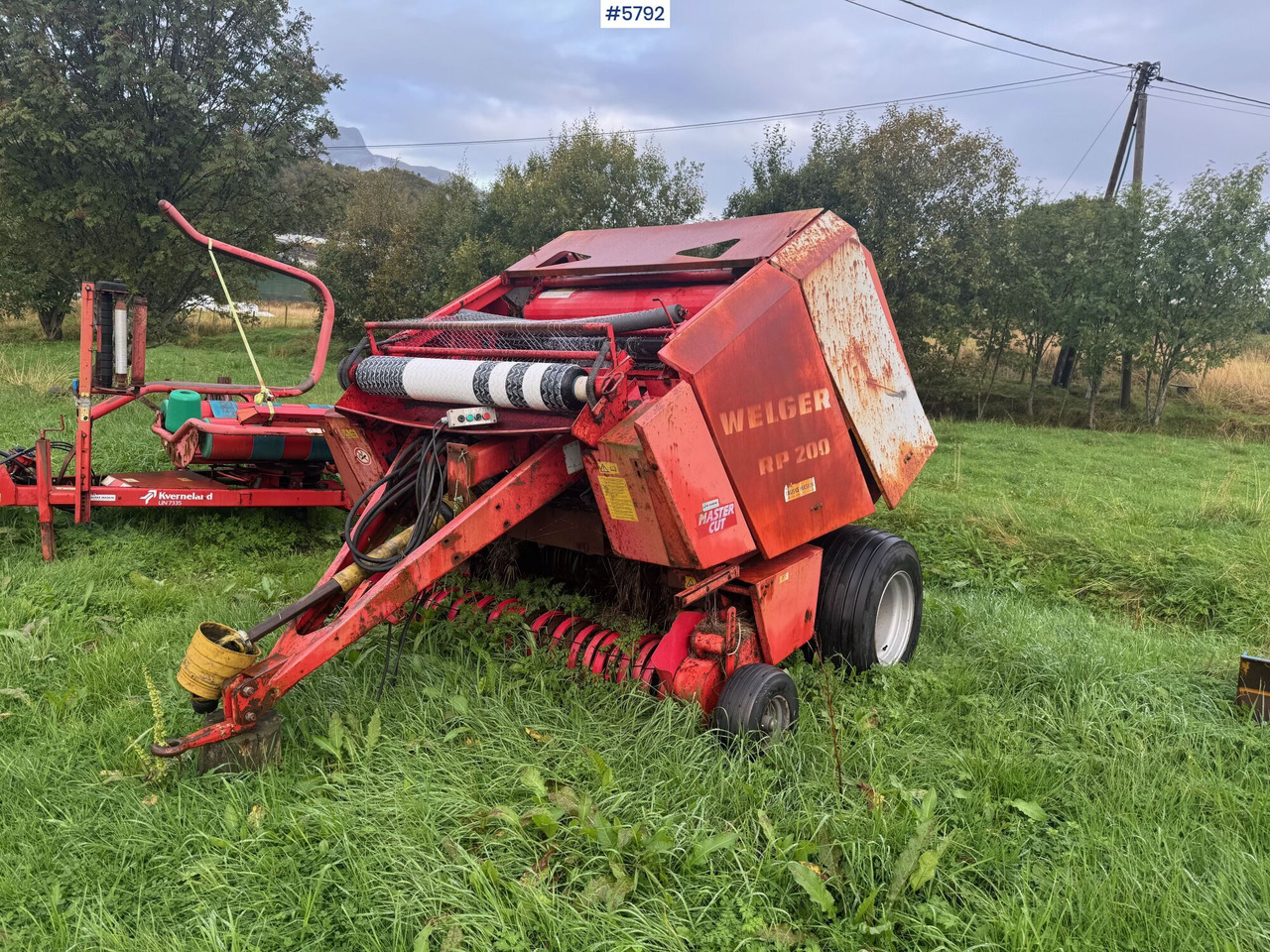 Peralatan untuk pembuatan jerami Welger RP 200 Mastercut round baler. Partially repaired object.: gambar 9 Peralatan untuk pembuatan jerami Welger RP 200 Mastercut round baler. Partially repaired object.: gambar 9