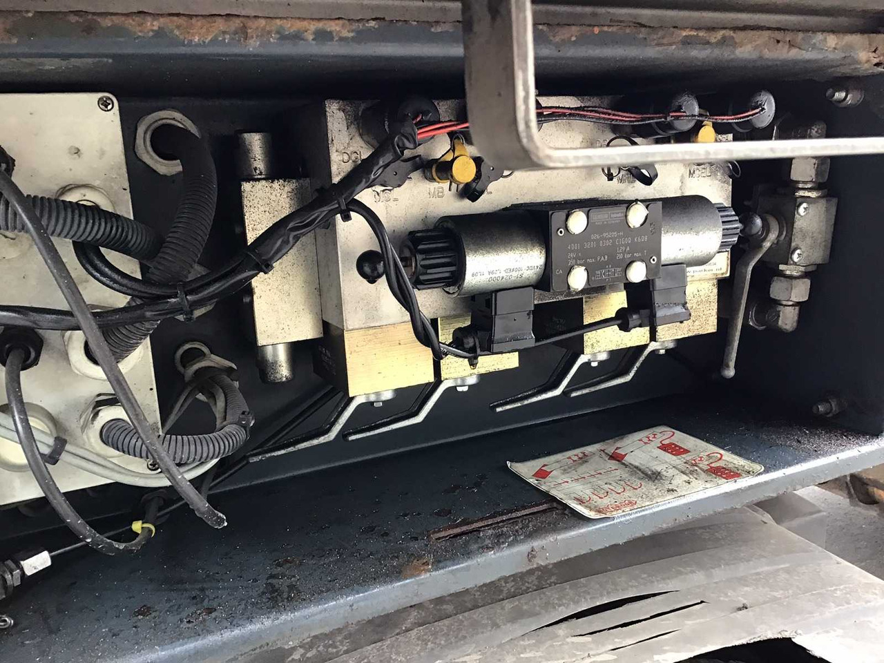 Semi-trailer low bed nooteboom EURO-66-03: gambar 7
