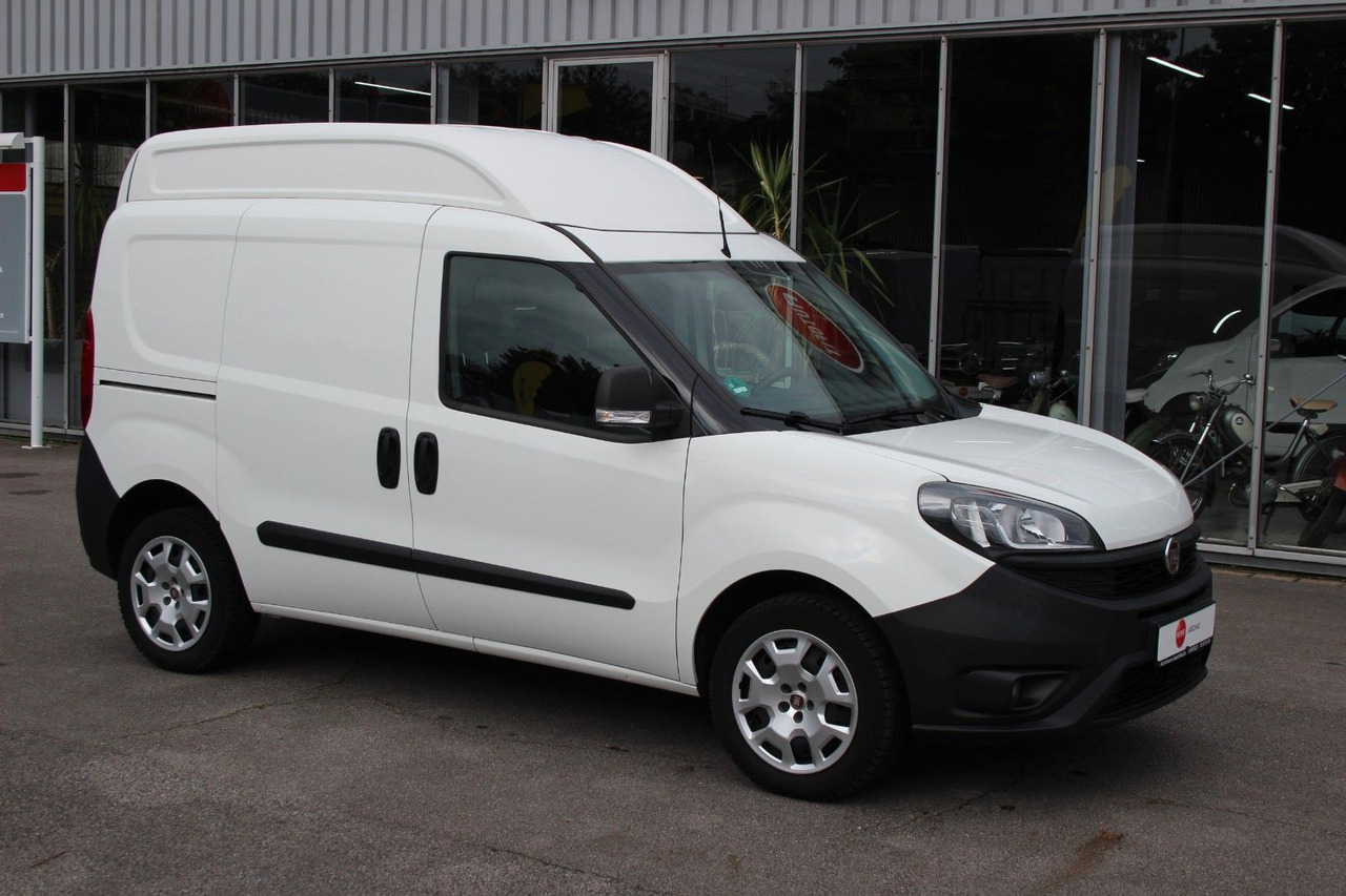 Fiat Doblo Kasten SX Klima Hochdach 51tKM 1.Hand - Van penumpang: gambar 2 Fiat Doblo Kasten SX Klima Hochdach 51tKM 1.Hand - Van penumpang: gambar 2
