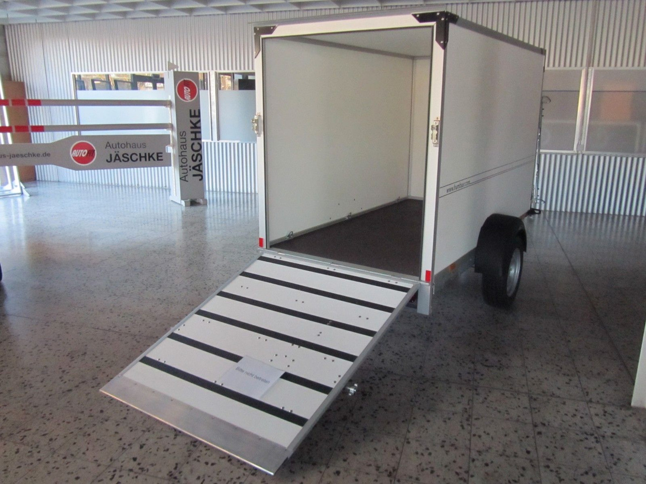 Humbaur HK 132513-15P Überfahrwand Kofferanhänger Flex - Trailer kotak tertutup: gambar 1 Humbaur HK 132513-15P Überfahrwand Kofferanhänger Flex - Trailer kotak tertutup: gambar 1