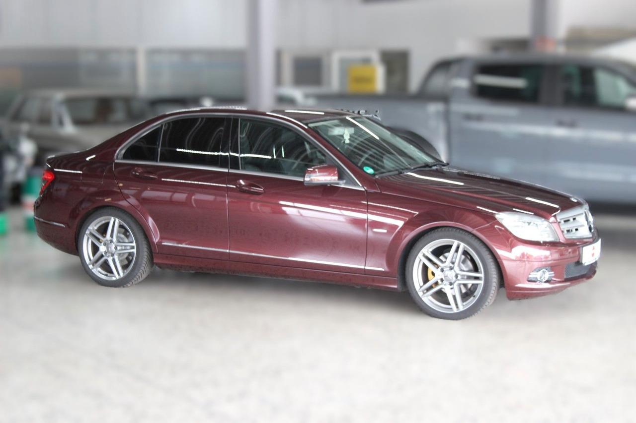 Mercedes-Benz C 230 Avantgarde Automatik sehr gepflegt! 130tKM - Mobil sedan: gambar 1 Mercedes-Benz C 230 Avantgarde Automatik sehr gepflegt! 130tKM - Mobil sedan: gambar 1