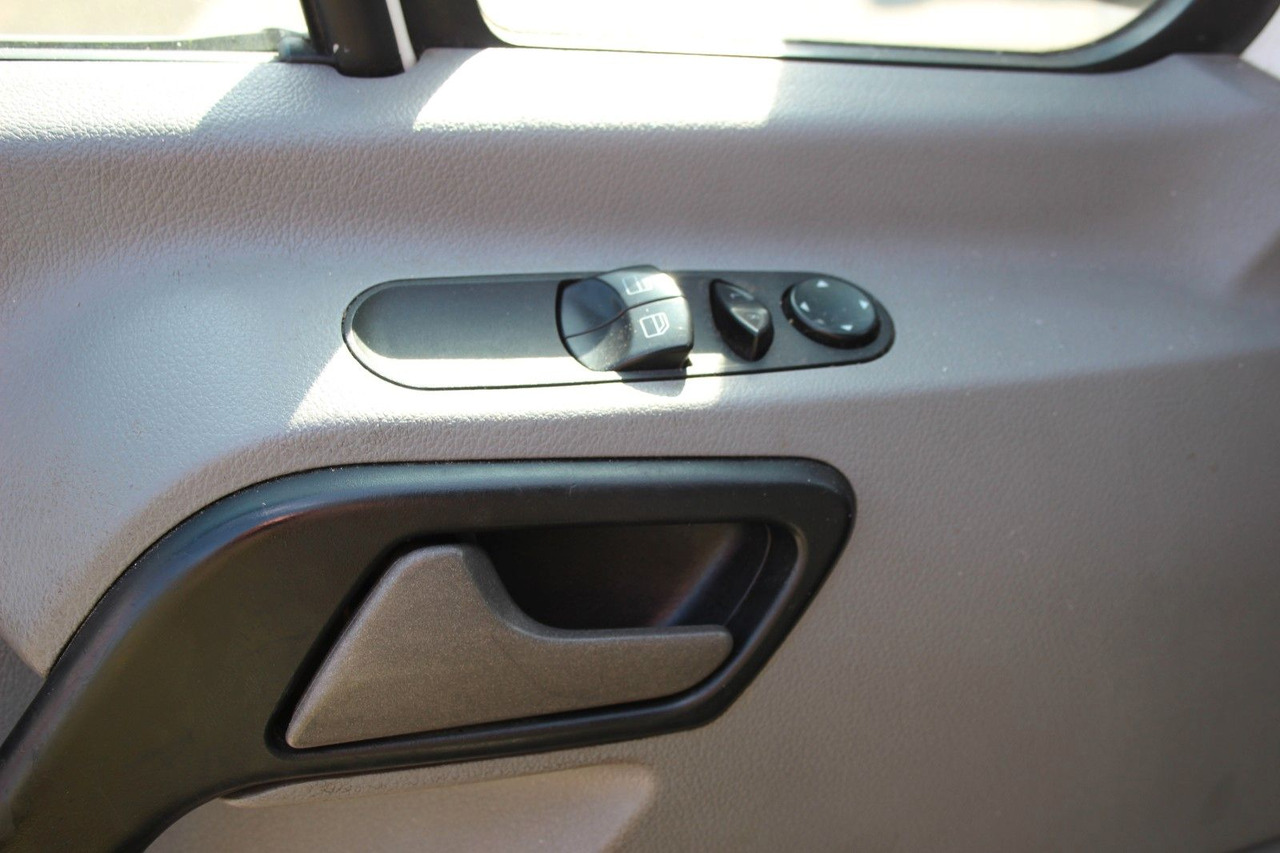 Volkswagen Crafter KÜHLUNG 35 L2H2 - Van penumpang: gambar 5 Volkswagen Crafter KÜHLUNG 35 L2H2 - Van penumpang: gambar 5