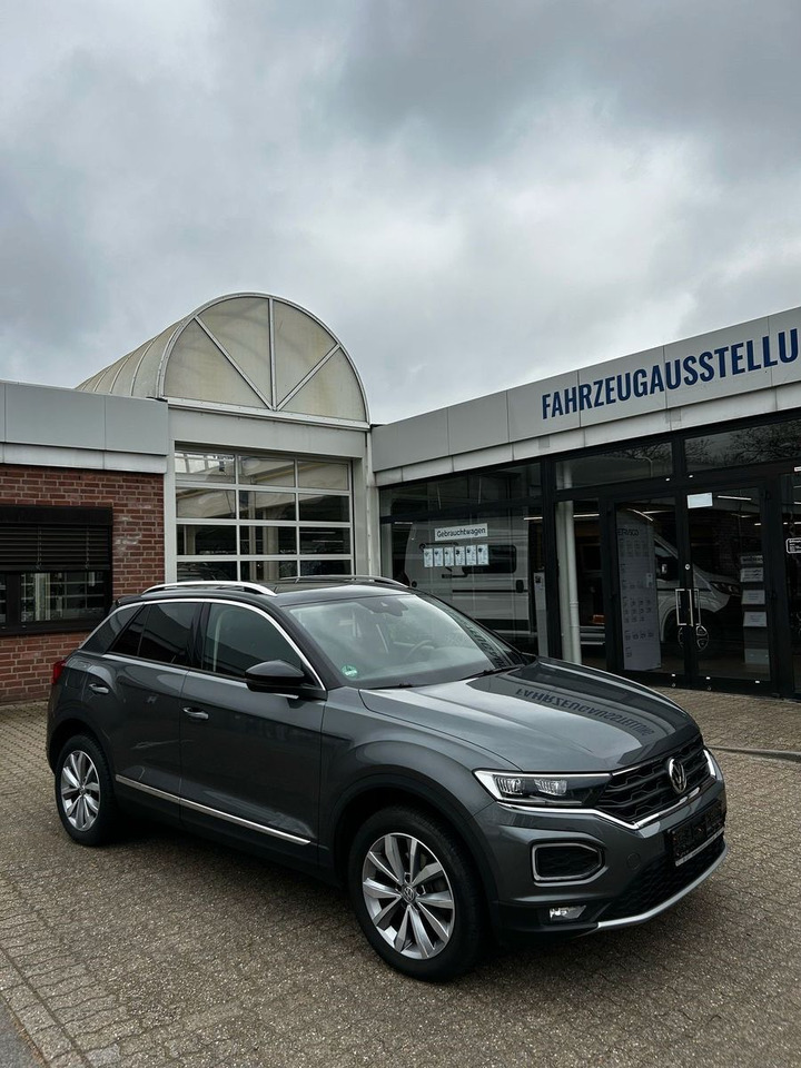 Volkswagen T-Roc Style - Mobil SUV: gambar 4 Volkswagen T-Roc Style - Mobil SUV: gambar 4
