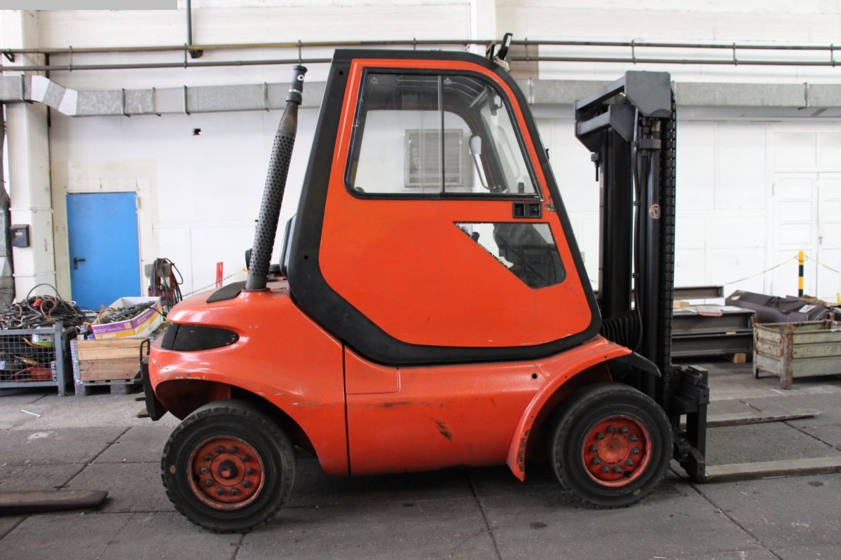 LINDE H40D - Forklift diesel: gambar 1 LINDE H40D - Forklift diesel: gambar 1