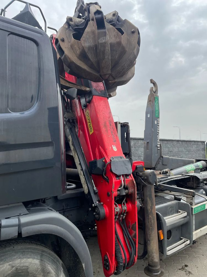 Hook lift, Truk derek Scania P 400 6X2 Hakowiec Skibicki HDS GRACO: gambar 10 Hook lift, Truk derek Scania P 400 6X2 Hakowiec Skibicki HDS GRACO: gambar 10