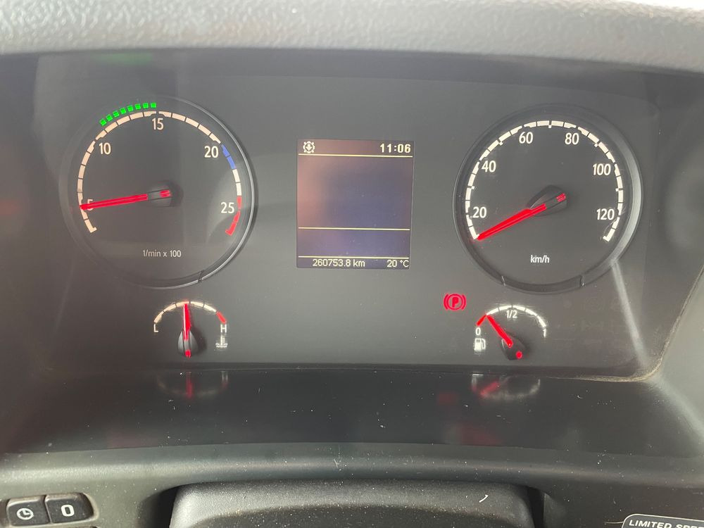 Hook lift, Truk derek Scania P 400 6X2 Hakowiec Skibicki HDS GRACO: gambar 8 Hook lift, Truk derek Scania P 400 6X2 Hakowiec Skibicki HDS GRACO: gambar 8