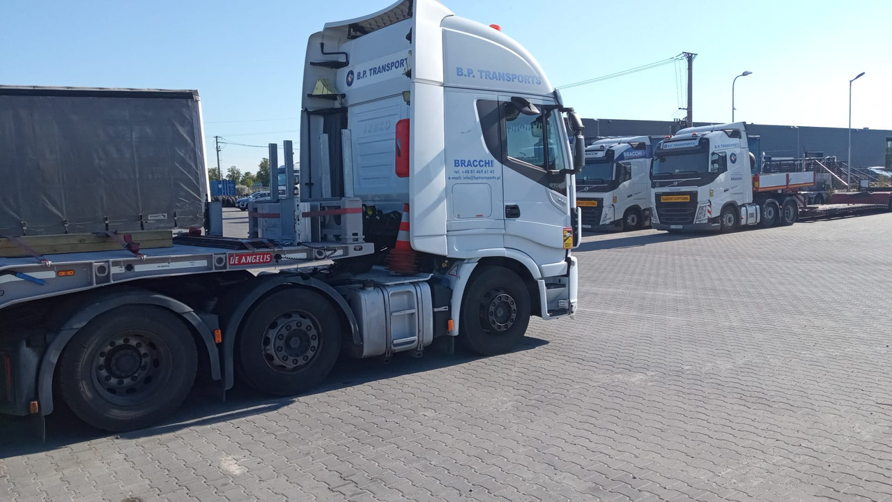 Iveco Stralis 510 AS440STX/P 6X2 2018 Salon Polska - Tractor head: gambar 4 Iveco Stralis 510 AS440STX/P 6X2 2018 Salon Polska - Tractor head: gambar 4