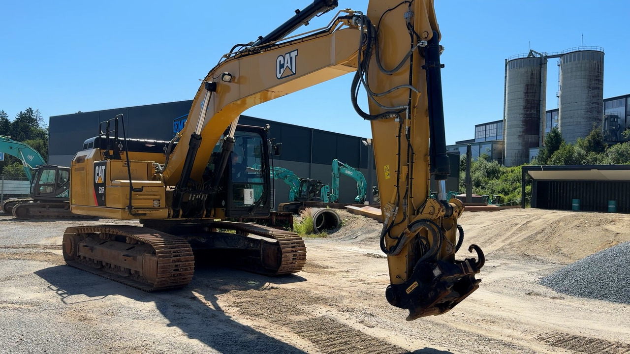 CATERPILLAR 326F - Ekskavator perayap: gambar 2 CATERPILLAR 326F - Ekskavator perayap: gambar 2