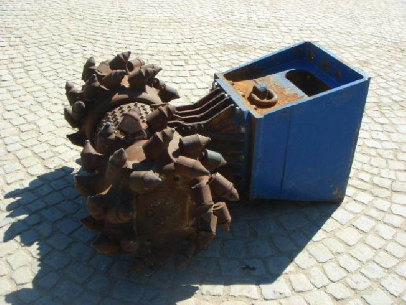 Eickhoff ETH30 - Mesin penggali parit: gambar 1 Eickhoff ETH30 - Mesin penggali parit: gambar 1