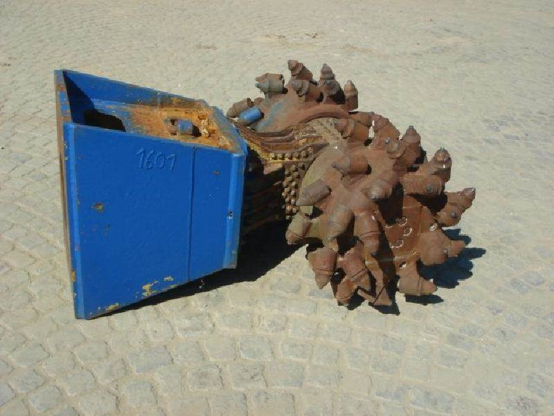 Eickhoff ETH30 - Mesin penggali parit: gambar 2 Eickhoff ETH30 - Mesin penggali parit: gambar 2