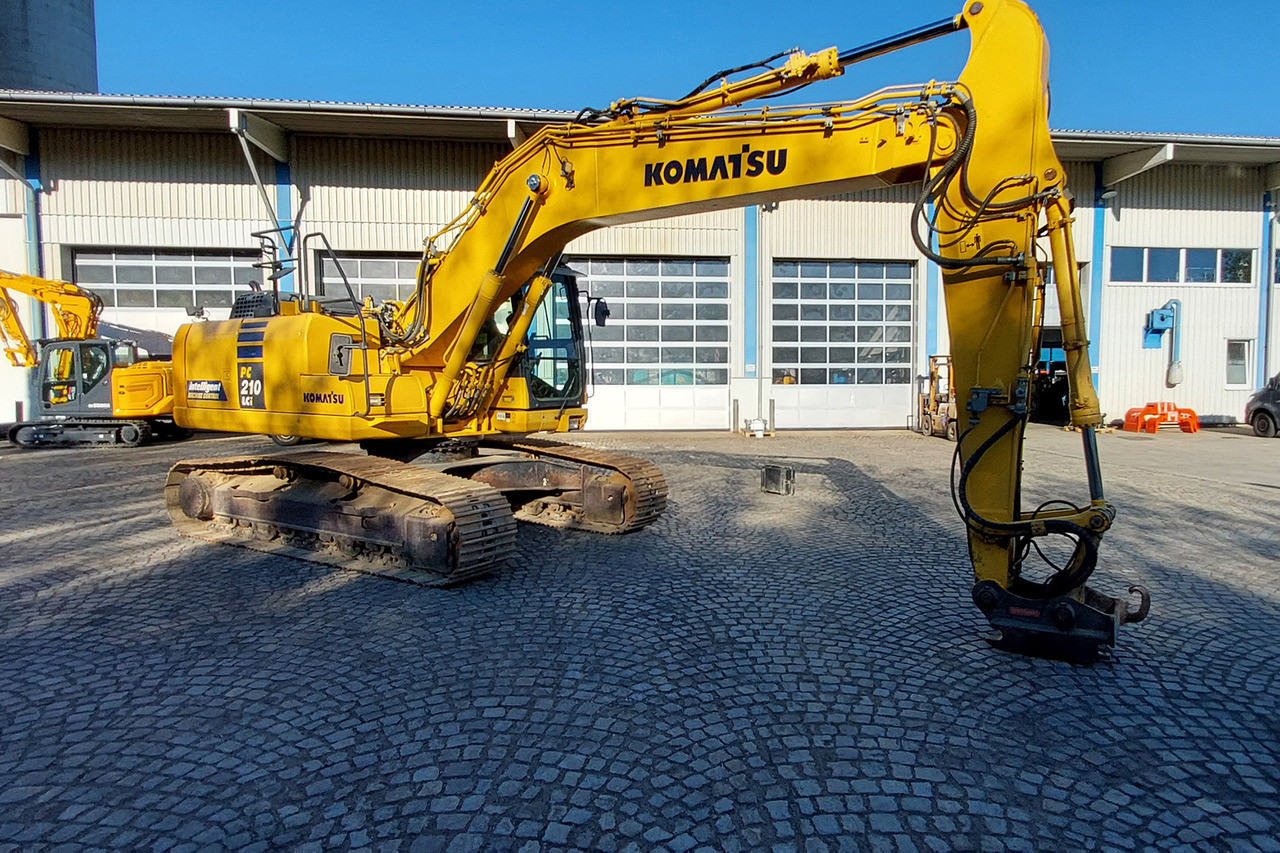 Komatsu PC210LCi-10 - Ekskavator perayap: gambar 5 Komatsu PC210LCi-10 - Ekskavator perayap: gambar 5
