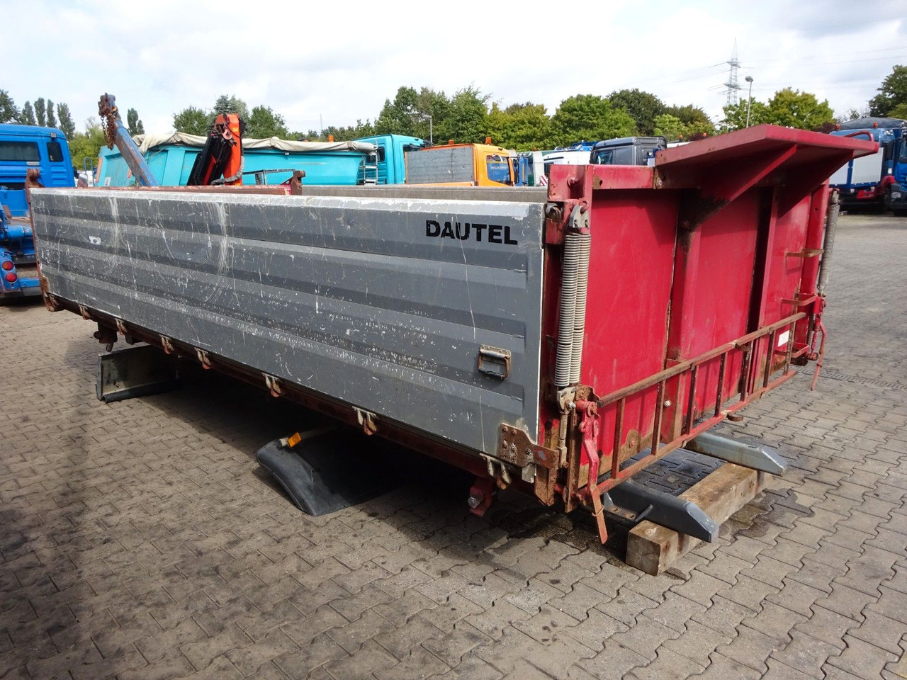 DAUTEL 3Seiten-Kippaufbau - Truk jungkit: gambar 5 DAUTEL 3Seiten-Kippaufbau - Truk jungkit: gambar 5