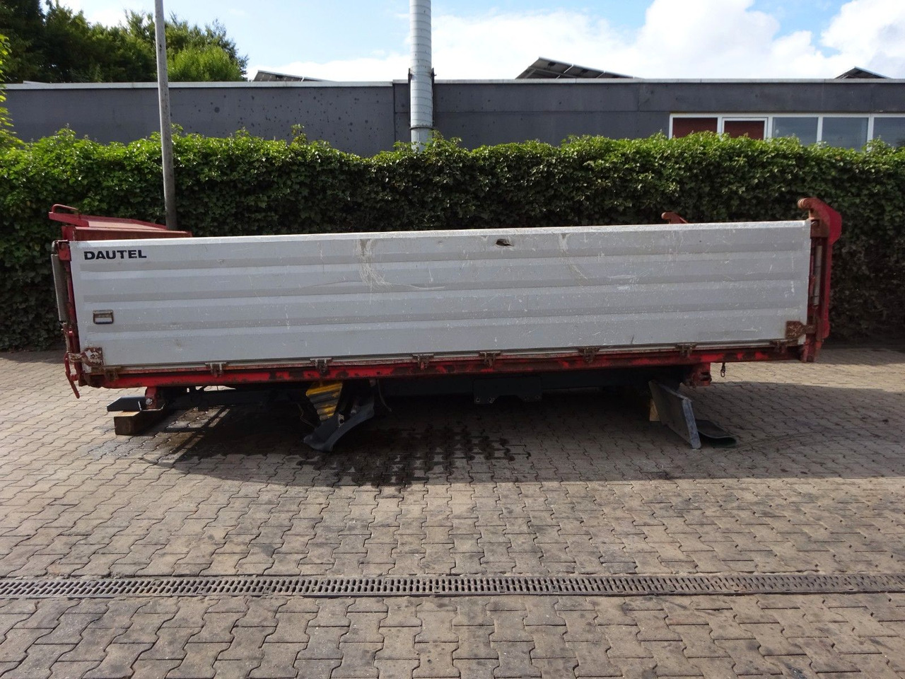 DAUTEL 3Seiten-Kippaufbau - Truk jungkit: gambar 1 DAUTEL 3Seiten-Kippaufbau - Truk jungkit: gambar 1