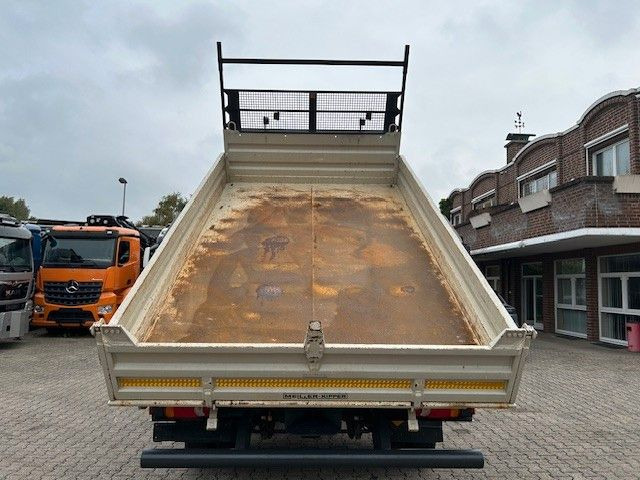 Iveco 80-210 Eurocargo MEILLER 3Skipper 4x2 - Truk jungkit: gambar 4 Iveco 80-210 Eurocargo MEILLER 3Skipper 4x2 - Truk jungkit: gambar 4