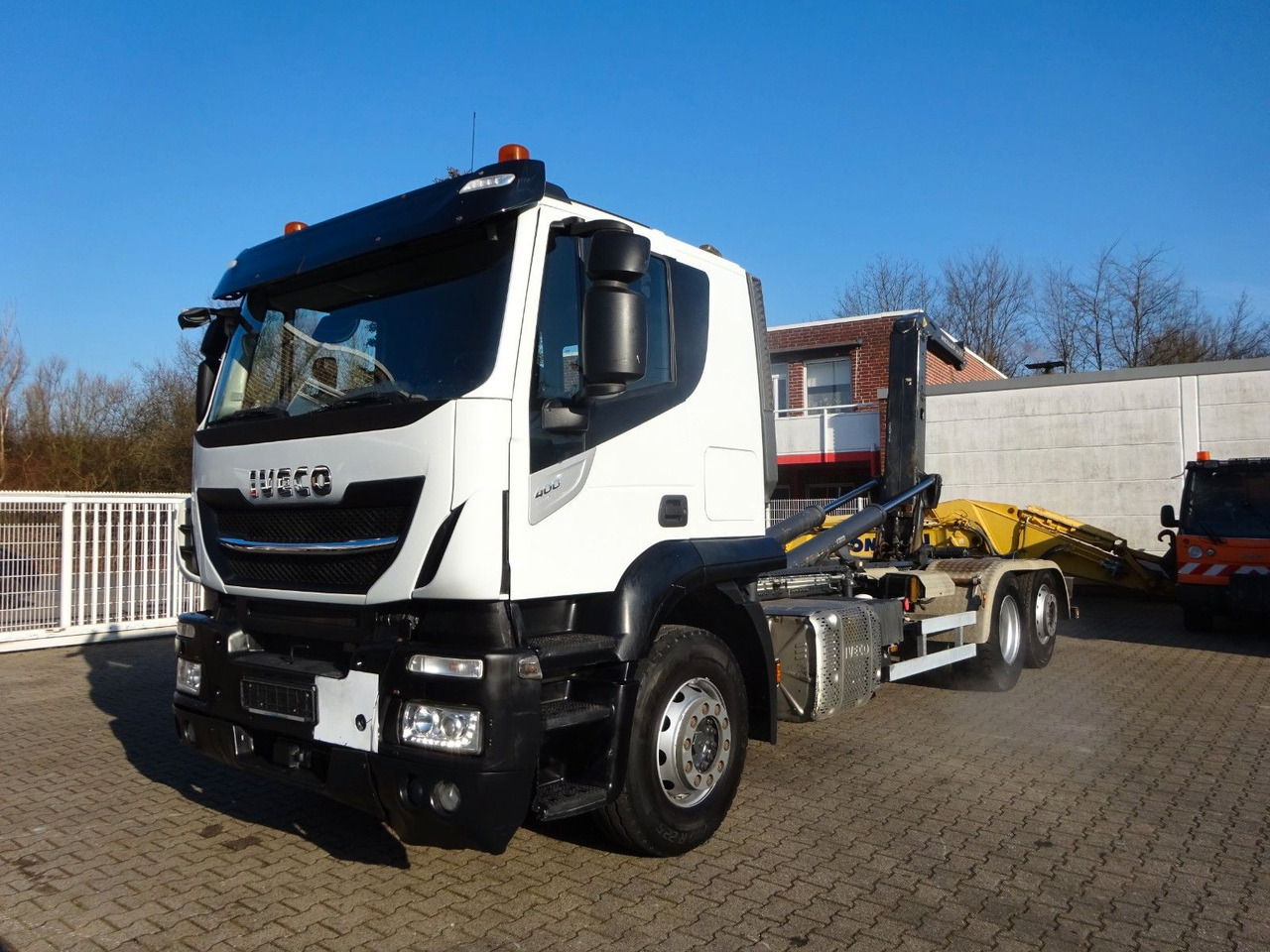 Iveco STRALIS 400 MEILLER Abroller Lift-Lenkachse 6x2 Iveco STRALIS 400 MEILLER Abroller Lift-Lenkachse 6x2 - Hook lift: gambar 2 Iveco STRALIS 400 MEILLER Abroller Lift-Lenkachse 6x2 Iveco STRALIS 400 MEILLER Abroller Lift-Lenkachse 6x2 - Hook lift: gambar 2