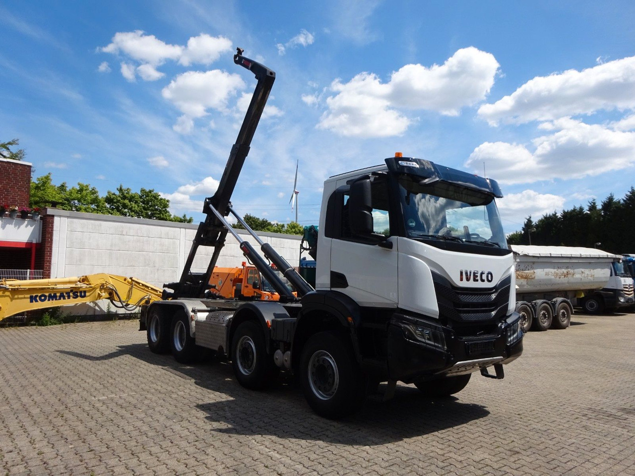 Iveco X-WAY 480 HIAB ABROLLER - Hook lift: gambar 2 Iveco X-WAY 480 HIAB ABROLLER - Hook lift: gambar 2