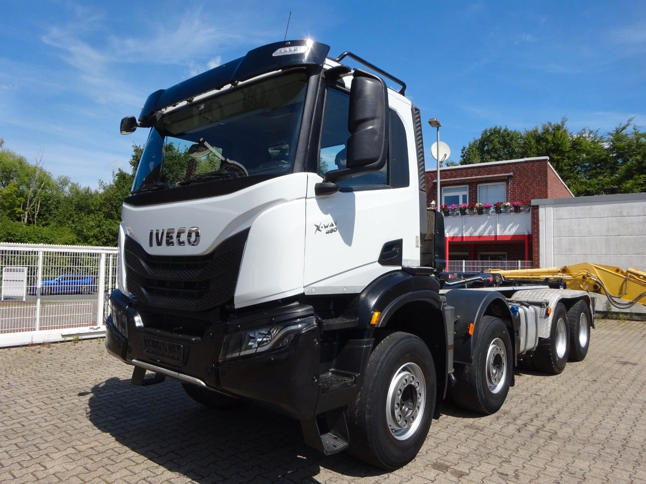 Iveco X-WAY 480 HIAB ABROLLER - Hook lift: gambar 3 Iveco X-WAY 480 HIAB ABROLLER - Hook lift: gambar 3