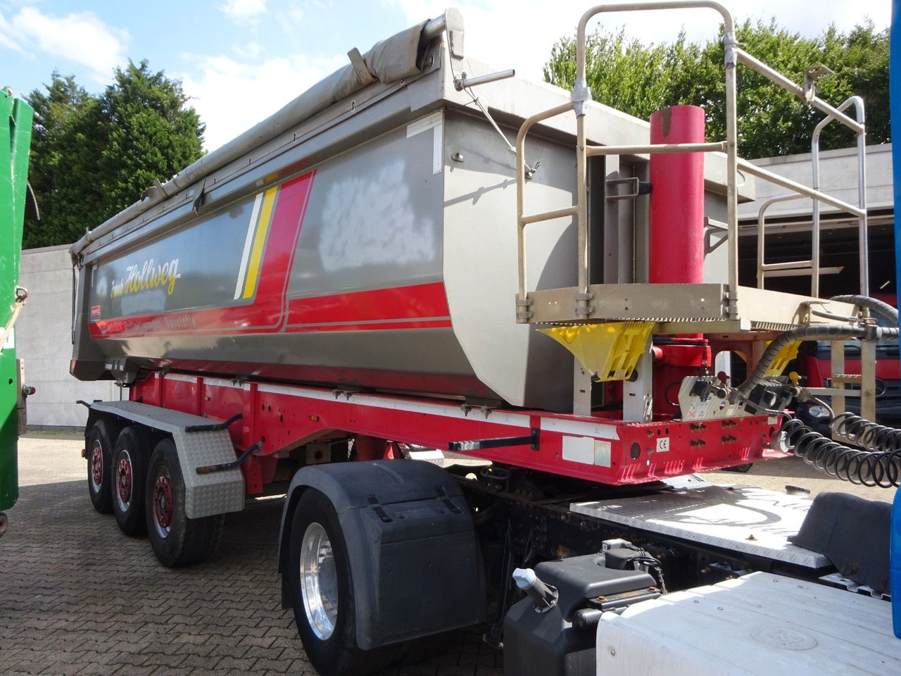 Langendorf Kippauflieger mit 3 Achsen Stahl - Semi-trailer jungkit: gambar 5 Langendorf Kippauflieger mit 3 Achsen Stahl - Semi-trailer jungkit: gambar 5