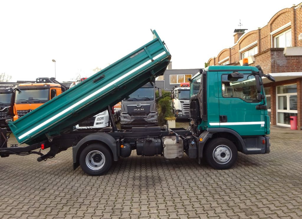 MAN 12.250 MEILLER 3Seitenkipper 4x2 - Truk jungkit: gambar 5 MAN 12.250 MEILLER 3Seitenkipper 4x2 - Truk jungkit: gambar 5