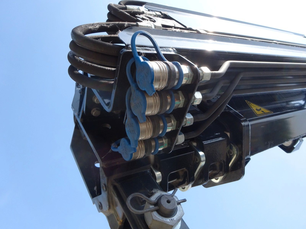 Truk jungkit, Truk derek MAN 22.400 TGS + HIAB X-HIDUO 138 Kran: gambar 15 Truk jungkit, Truk derek MAN 22.400 TGS + HIAB X-HIDUO 138 Kran: gambar 15