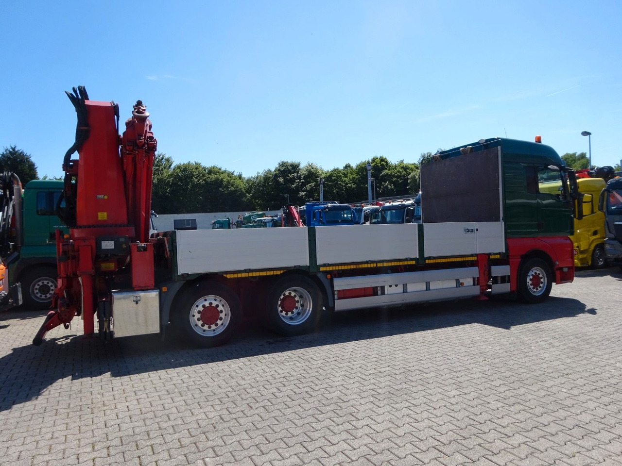 Truk derek MAN 26.480 TGX + MKG HLK531 Kran +Lift-Lenkachse: gambar 13
