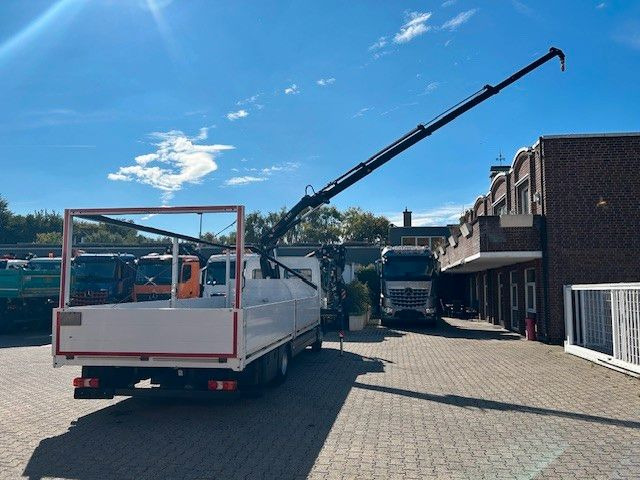 Mercedes-Benz 1221 Pritsche + HIAB XS077 ES 3 - 4x2 weiß - Truk flatbed, Truk derek: gambar 4 Mercedes-Benz 1221 Pritsche + HIAB XS077 ES 3 - 4x2 weiß - Truk flatbed, Truk derek: gambar 4
