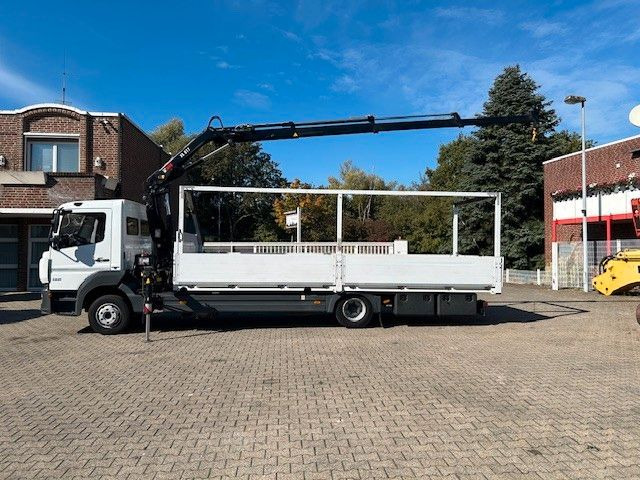 Mercedes-Benz 1221 Pritsche + HIAB XS077 ES 3 - 4x2 weiß - Truk flatbed, Truk derek: gambar 2 Mercedes-Benz 1221 Pritsche + HIAB XS077 ES 3 - 4x2 weiß - Truk flatbed, Truk derek: gambar 2